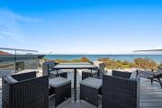 Luxury Beach House With Bay Views, Rooftop & Lift
