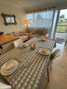 Norfolk beach getaway