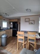 Wilma Retreat, Flower of May