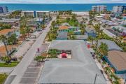 Remodeled Condo in Madeira Beach, 1 Block to Beach Access! Fall Promo for Mondays & Thursdays!