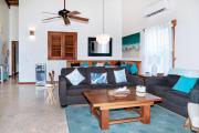 Top Ambergris Cay