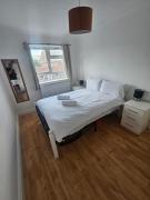 3 Beds Flat next King Cross and the City Centre