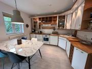 Sky & Sand Homes Storchennest I Cozy Wohnung fuer 4 Gäste mit Terrasse und Parkgarten im Reetdachanwesen in SPO