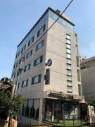 Yeondaedongmun House D