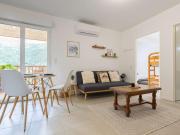 Appartement T2 avec terrasse, climatisation et parking – Saint-Lary - FR-1-296-524