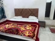 Shri mukut bihari agrawal dharamshala ,dholi pyau himmat pura tiraha mathura