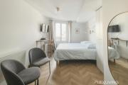 Beautiful 17m Studio in Paris 6