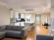 Cheerful 3-bedroom home with free parking on site