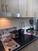 Shore 2 Tower 3 Chic and Cozy by Richnells