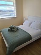 Sunset Beach, 2 bedroom, first floor flat with balcony