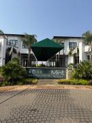 Penthouse On Tropical - The Blyde