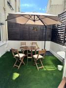 Carré dOr - 2P Cosy avec Terrasse et véranda