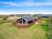 Holiday Home Wolter - 700m from the sea by Interhome