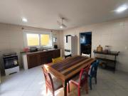 Paraíso da Ilha: 3suítes, piscina e churrasqueira