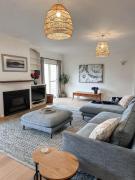 Mystery Bay Cottages