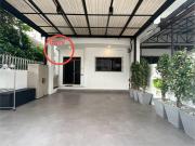 Impact Arena & DMK - 4BR 12pax Home 55" Smart TV