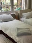 Self contained garden studio