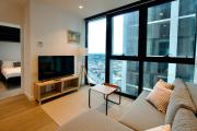 Melbourne CBD - Skyline 2 Bedroom Apartment
