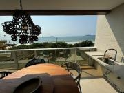 cód 31 - Apartamento frente mar na praia das Caravelas