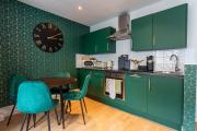 Crown Street Retreat