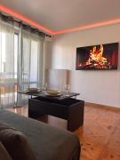 La Suite - tram access and private parking