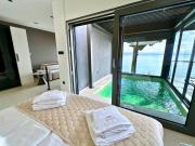 Dream 1-Bedroom Villa with Heated Indoor Pool, Jacuzzi & Sauna and BBQ