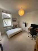 Townhouse 30 mins from central London in Sevenoaks