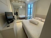 cód 30 - Apartamento magnífico frente mar