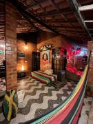 Canoa Roots Hostel & Camping