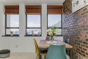 Modern City Apartment with Table Mountain Views
