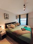 Luxury 2 Bedroom Apartment in Old Town Swindon