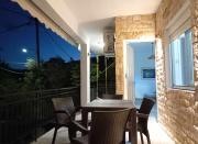 INDEPENDENT RESIDENCE WITH a VIEW