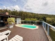 Casa de temporada com piscina