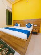 Hotel Vrindavan - The Premium Krishivaa - Near Prem Mandir - Chaar Dhaam -