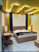 Top Chhatikara Top Chhatikara