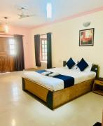 Top Candolim