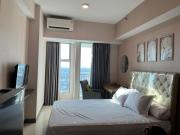 Benson Studio Furnished Pool View