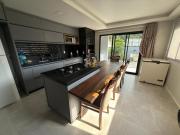 cód 136 - Excelente casa na zona central