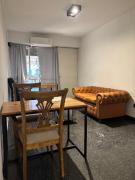 Cómodo departamento en Barrio Norte con vista a Plaza Urquiza