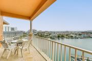 8th Floor Penthouse, Walk to Clearwater Beach