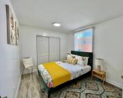 2-bedroom apartment Central San Diego!