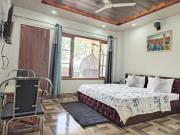 Staycation 4 Bedroom Premium House Kasauli - Family Groups & Events - Forest Treks