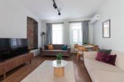 Bright Loft with 3 bedrooms and terrace in Galata