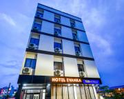 Stayzy Evanka Brilliant Convention