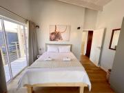 Waterfront Cottage E8 with Jacuzzi