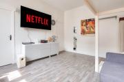 Montmartre Superbe Studio Paris Free Netflix