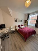 Stylish Studio Flat near Canary WharfBills Included