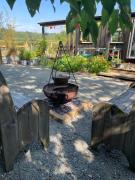 The Deckhouse, cabin with big deck nr Hay-on-Wye