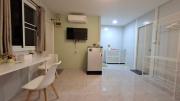 Top Ban Khlong Naraphirom