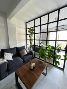 Bright apartment, excellent location